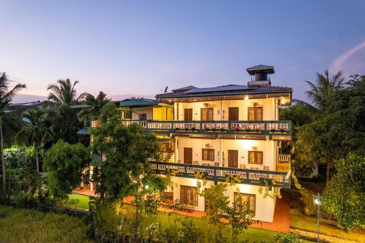 Mailagama Cinnamon Residence Катарагама Экстерьер фото